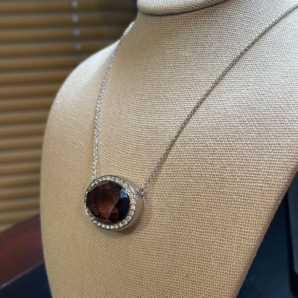 Origami Owl Amethyst Prism Oval hinge locket necklace - Picture 2 of 4